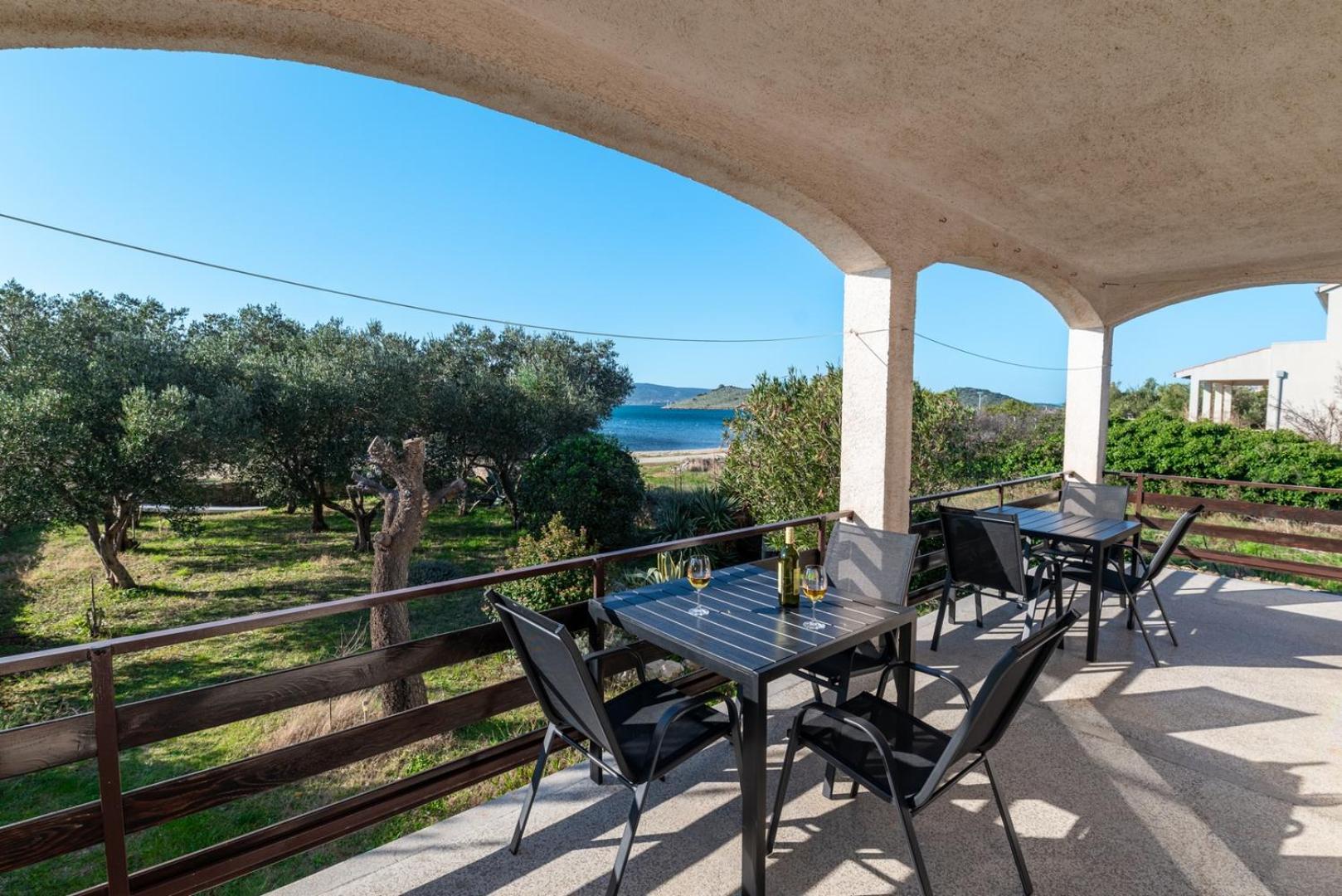 Beachfront Apartment Lostura Turanj Exterior photo
